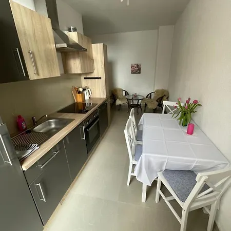 4 Raum Mit Balkon U Badewanne Phil 3 Plauen