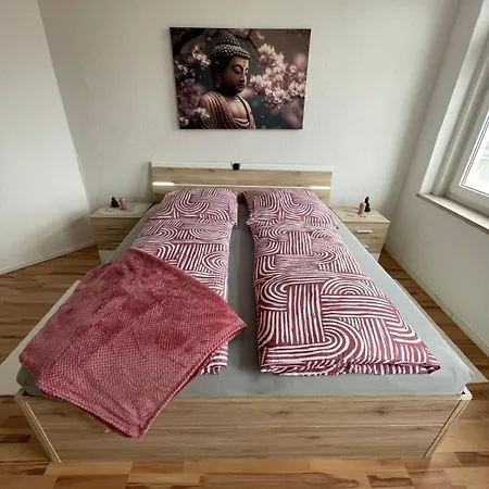 4 Raum Mit Balkon U Badewanne Phil 3 *