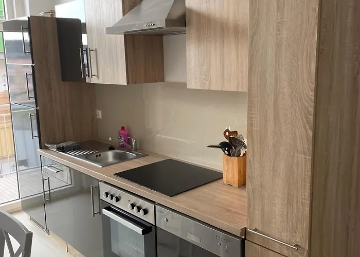 아파트 4 Raum Mit Balkon U Badewanne Phil 3