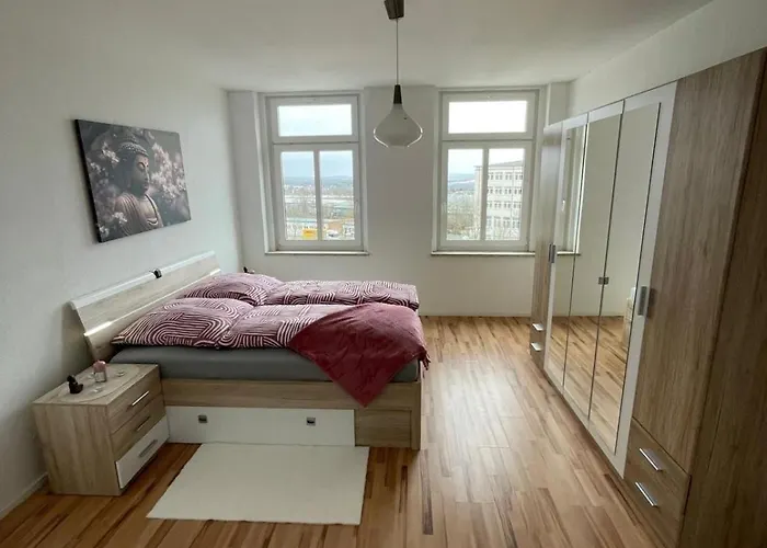 4 Raum Mit Balkon U Badewanne Phil 3 아파트 플라우엔