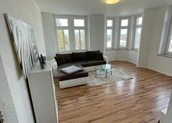 4 Raum Mit Balkon U Badewanne Phil 3 아파트